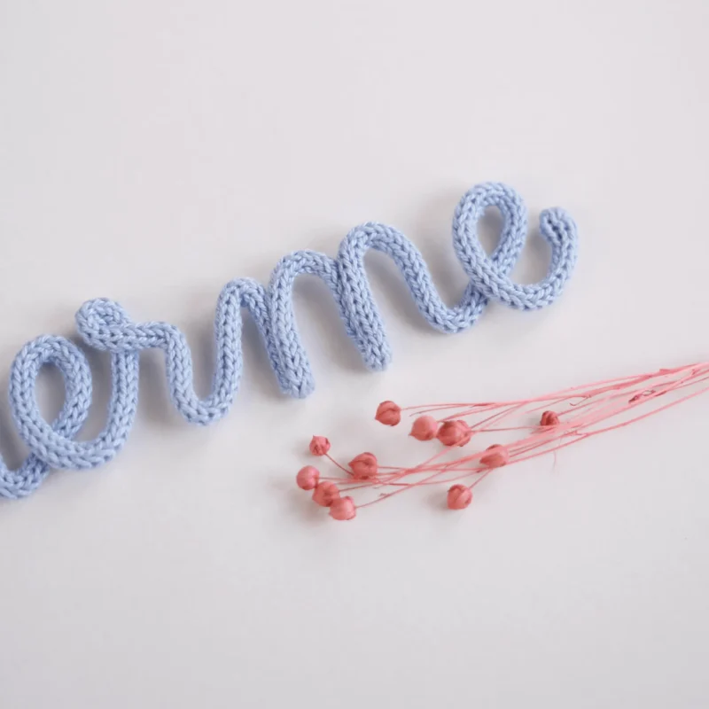 Nome Guilherme personalizado feito em crochet