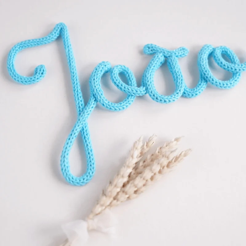 Nome João personalizado feito em crochet
