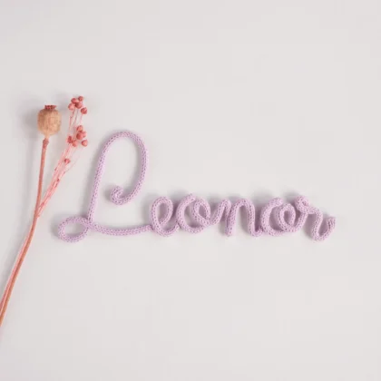 Nome Leonor personalizado feito em crochet