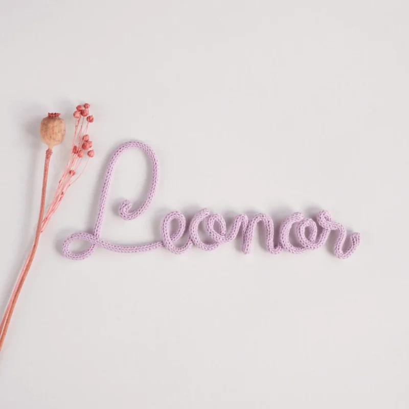 Nome Leonor personalizado feito em crochet
